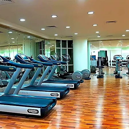 Ramada By Wyndham Doha Old Town-3